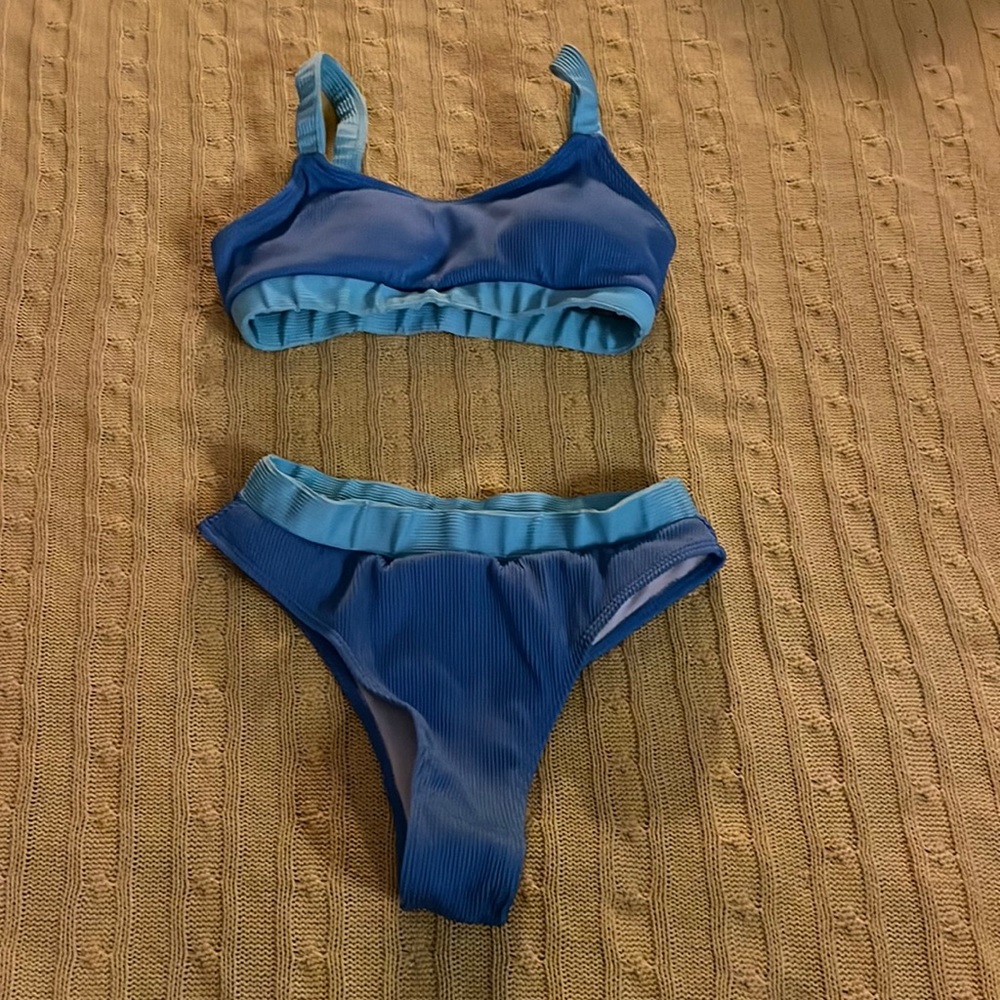 SHEIN BIKINI SIZE S.